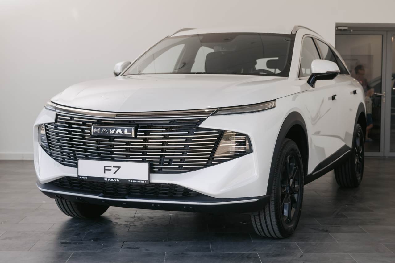 Haval F7 II Рестайлинг Премиум 1.5T АКП передний привод (150 л.с.) 26 г.в. 26 м.г.