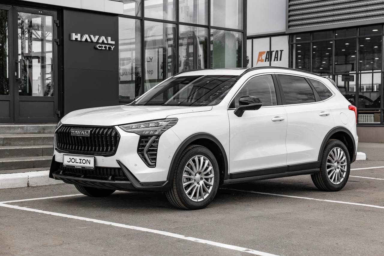 Haval JOLION I Рестайлинг Техно + 1,5T полный привод робот. 26 г.в. 24 м.г.