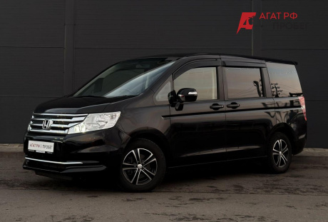 Honda Stepwgn 2012 года с пробегом 149 821 км