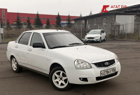 LADA Priora 2013 года с пробегом 143 000 км