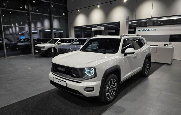 Haval PRO H7 I Рестайлинг Премиум 2.0 полный привод робот. (231 л.с.) 26 г.в. 26 м.г.