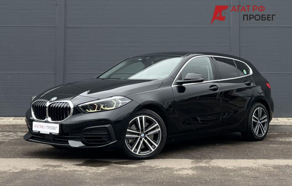 BMW 1 серия 2022 года с пробегом 55 080 км, фото 1