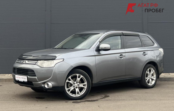 Mitsubishi Outlander 2012 года с пробегом 223 375 км, фото 1