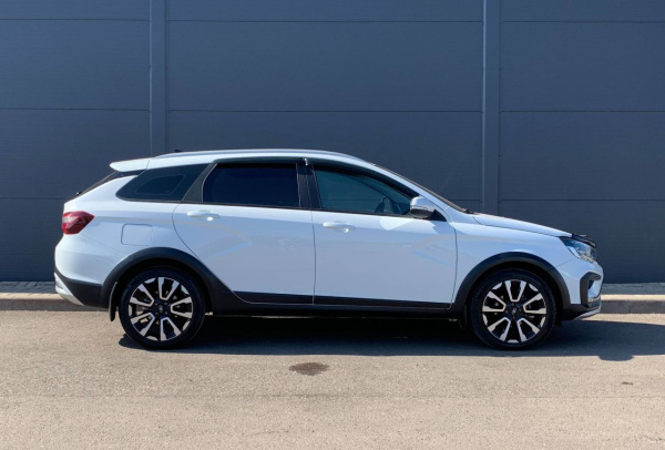 LADA Vesta [Универсал Кросс] SW Cross 2024 года с пробегом 26 173 км, фото 4